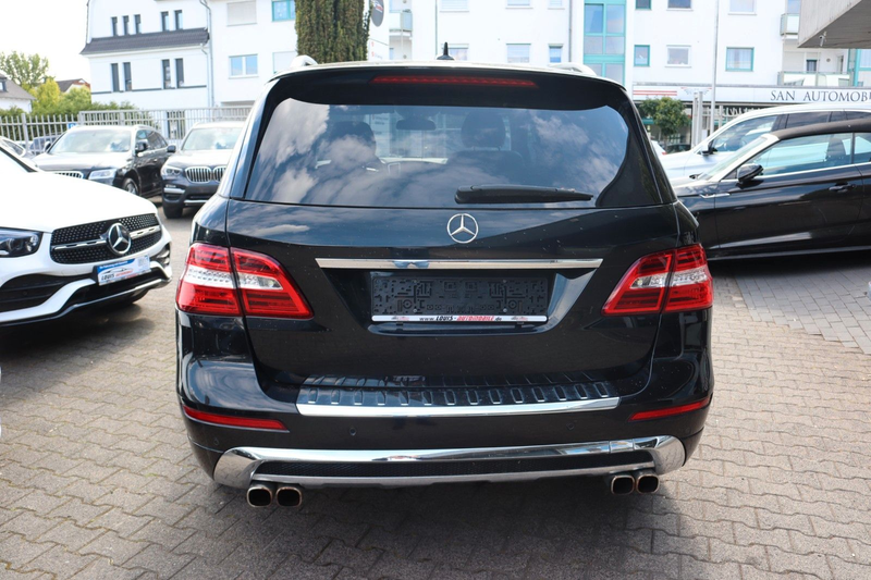 Mercedes-Benz ML 350 BlueEfficiency Leder/Navi/SHZ — photo 6