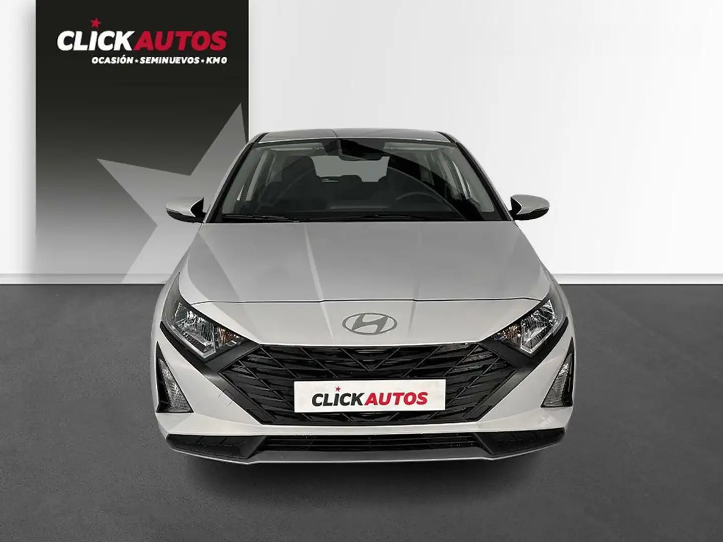 Hyundai i20 1.2 MPI Essence Gris - 2