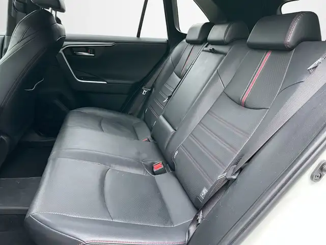 Toyota Rav4 view 12