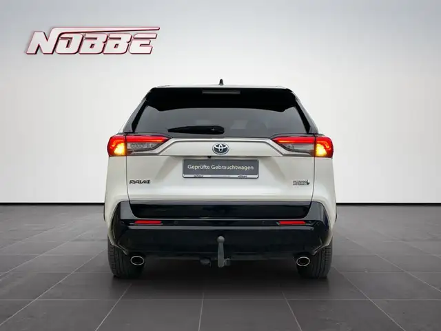 Toyota Rav4 view 4