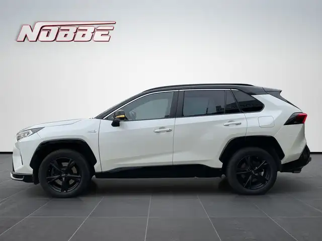 Toyota Rav4 view 2