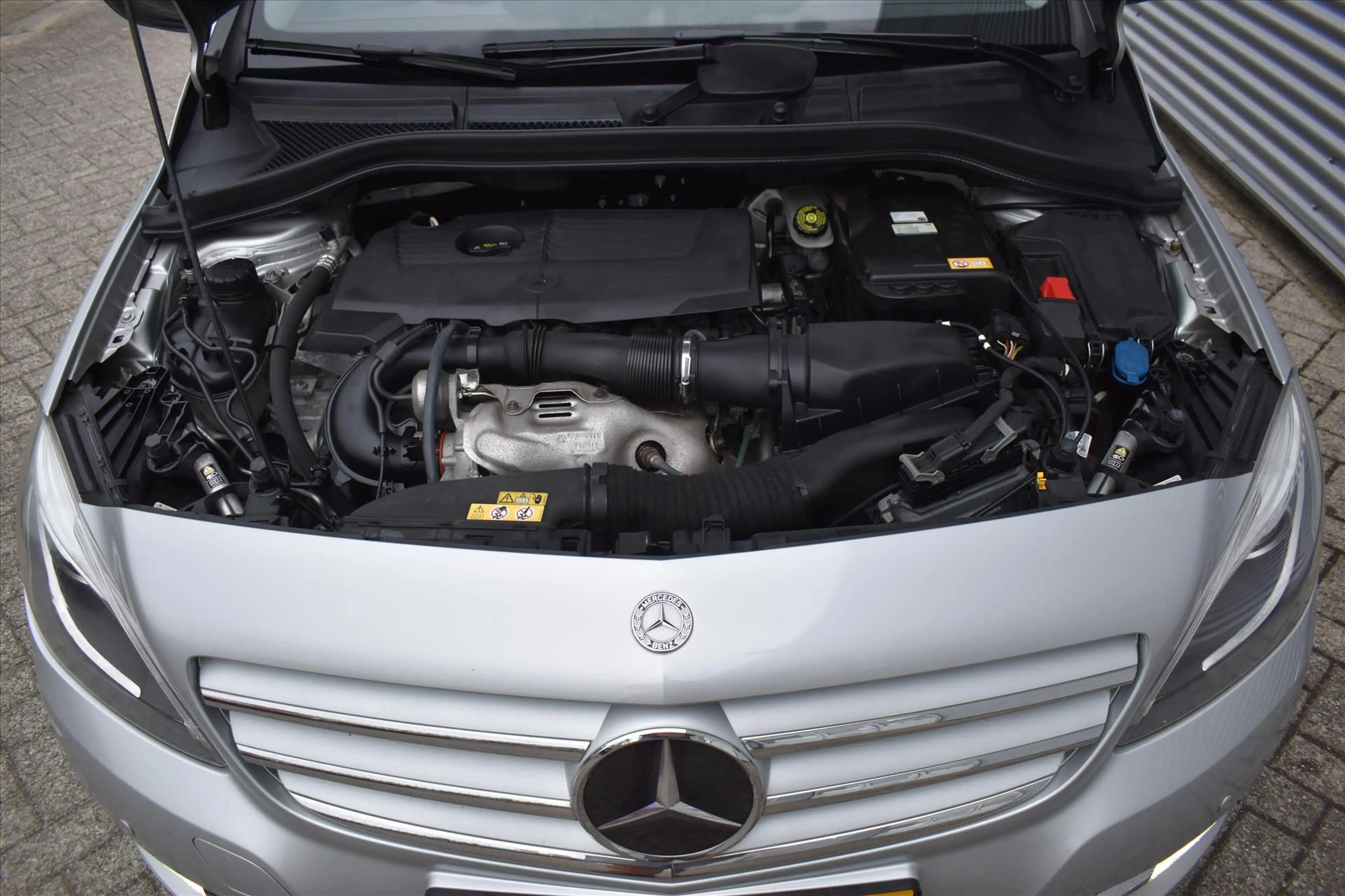 Mercedes-Benz B 180 B180 AMBITION automaat | Trekhaak | Leder | Clima — photo 27