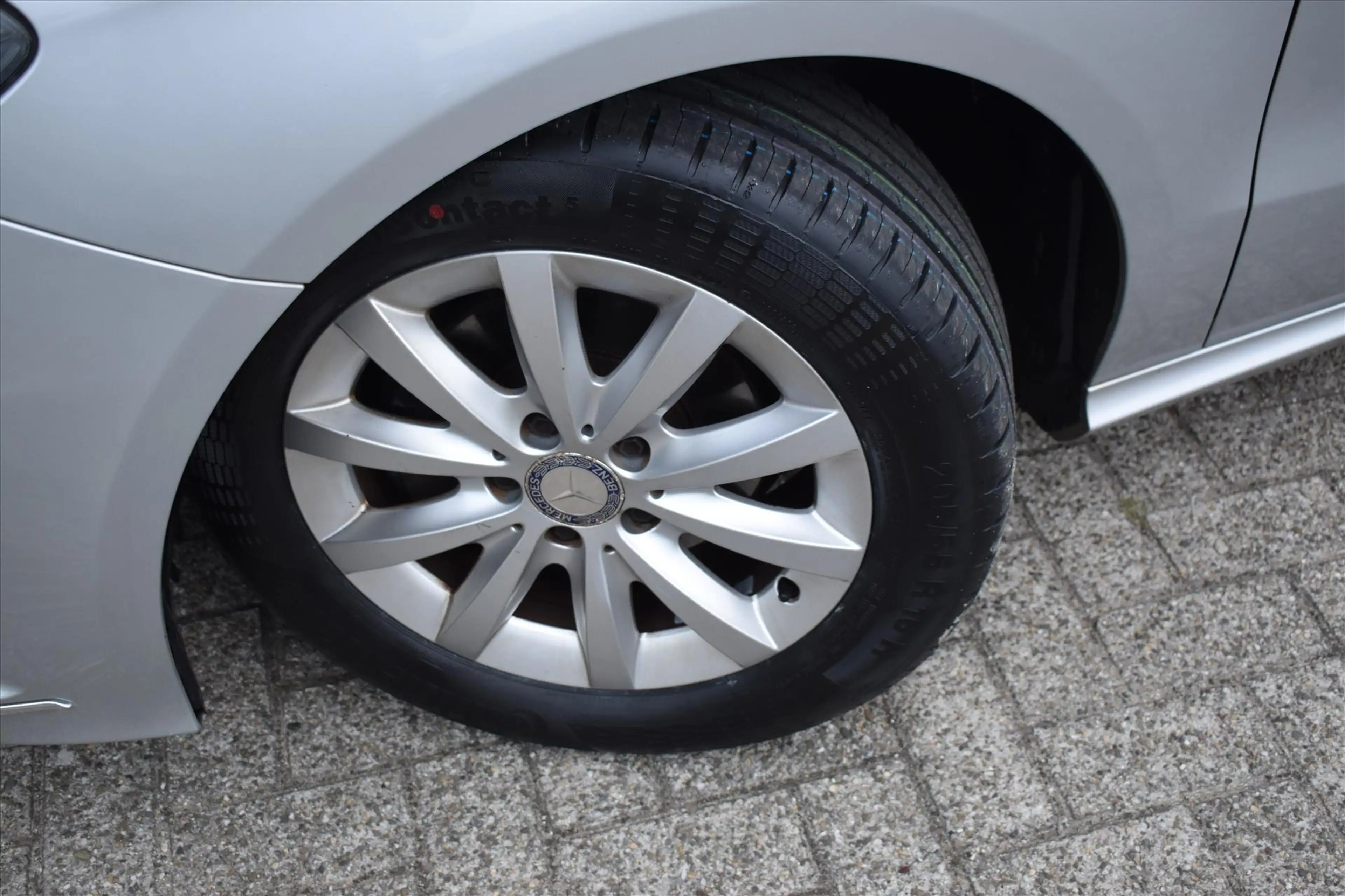 Mercedes-Benz B 180 B180 AMBITION automaat | Trekhaak | Leder | Clima — photo 28
