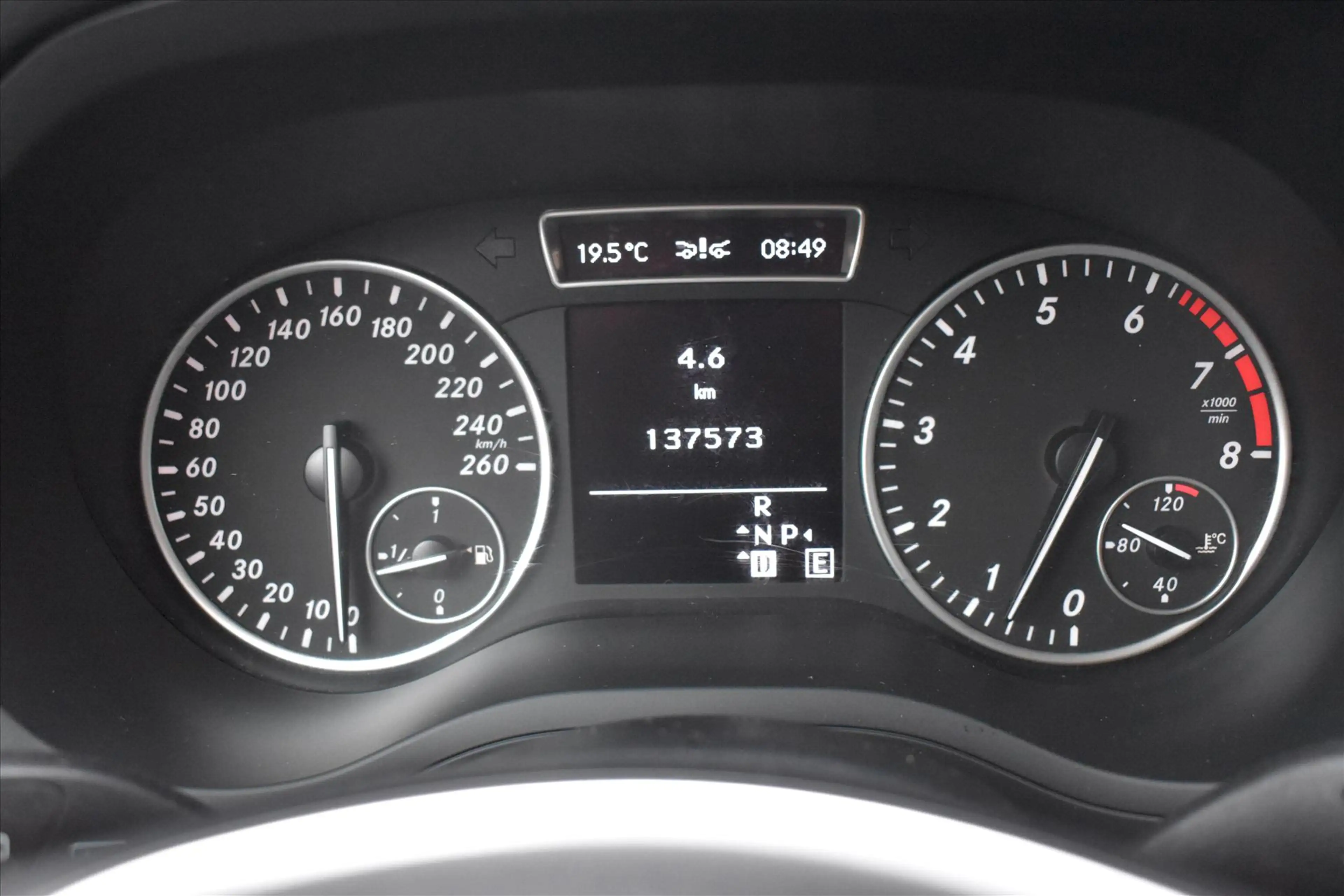 Mercedes-Benz B 180 B180 AMBITION automaat | Trekhaak | Leder | Clima — photo 14