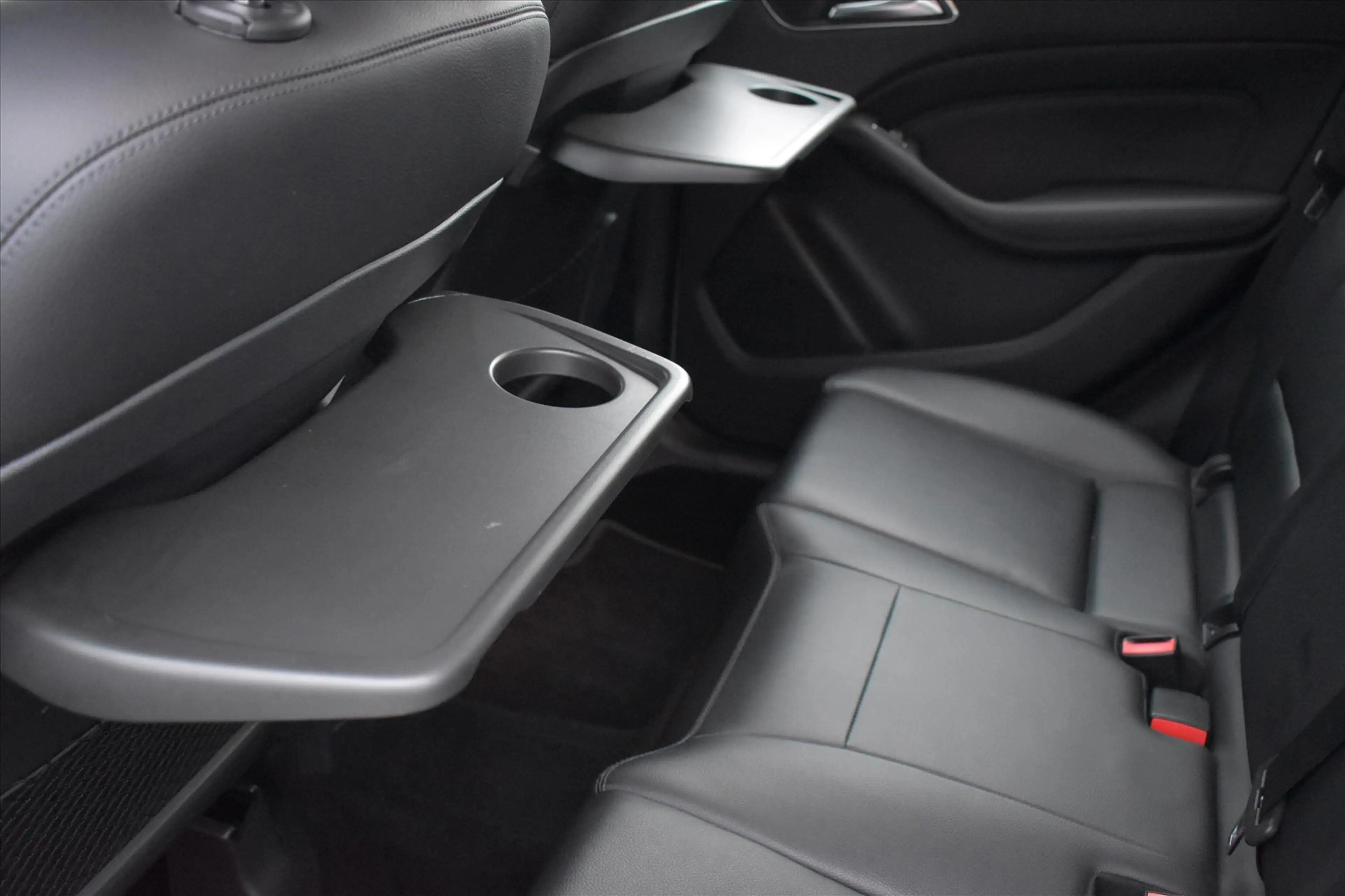 Mercedes-Benz B 180 B180 AMBITION automaat | Trekhaak | Leder | Clima — photo 11