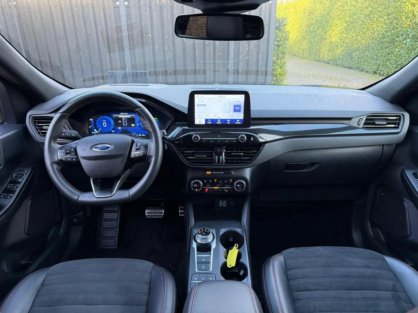 Ford Kuga 2.5 PHEV ST-Line X Noir - 2