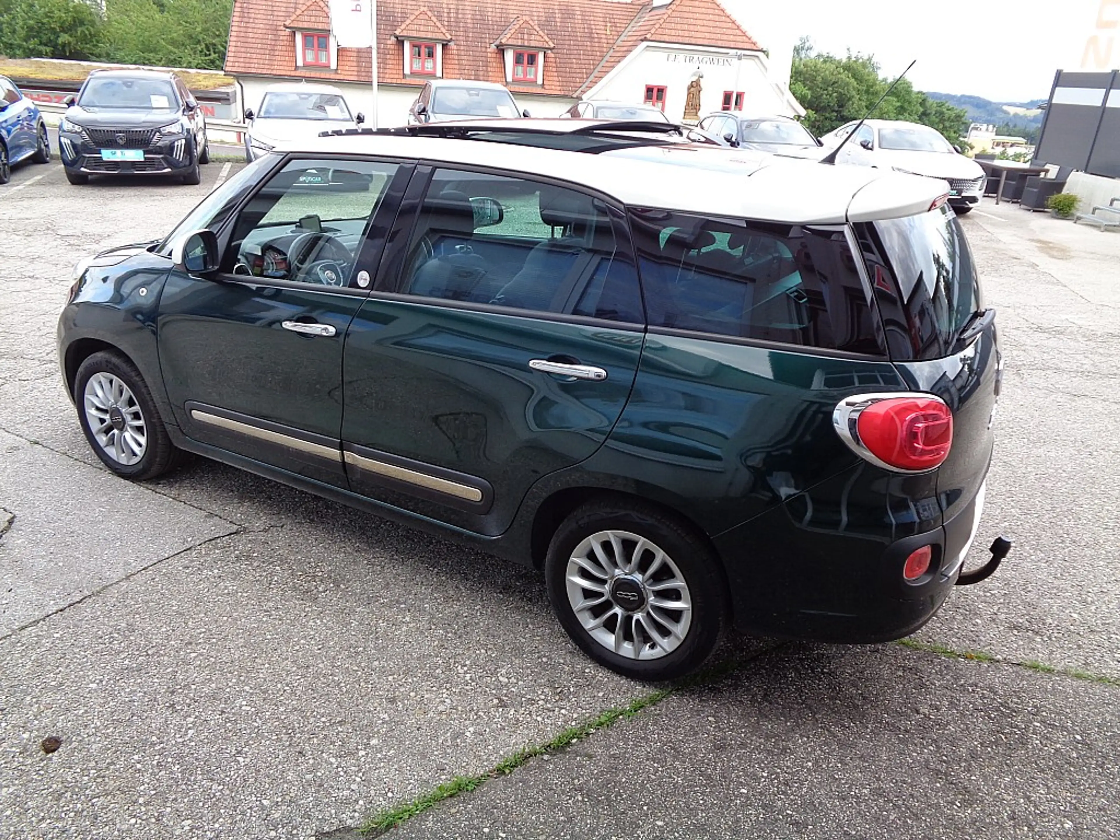 Fiat 500L Living 1,6 Multijet II 105 Lounge AHK, Schiebed... — photo 7