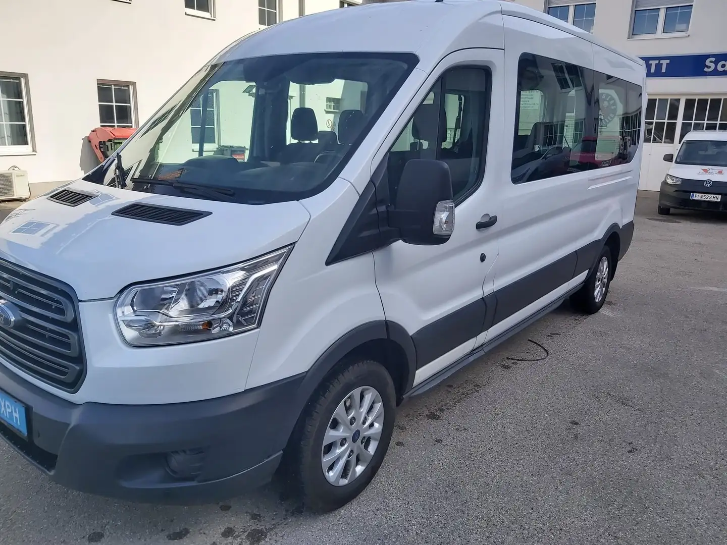 Ford Transit Transit Variobus 2,0 TDCI L3H2 350 Trend Trend Weiß - 2