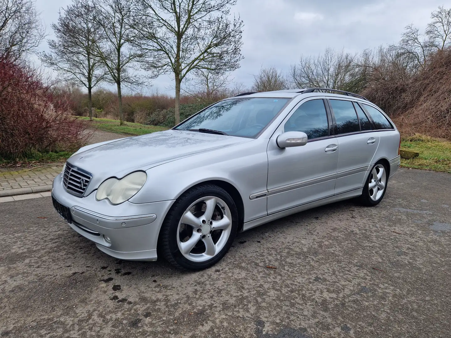 Mercedes-Benz C 220 C 220 T CDI Avangarde,Automatik,AHK,Klima,TÜV, Argent - 2