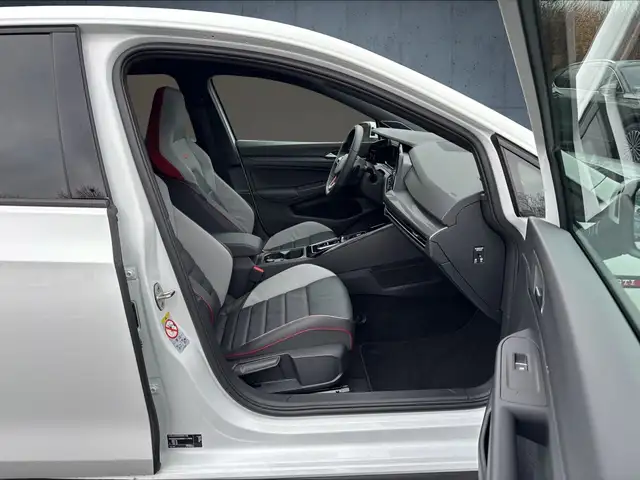 Volkswagen Golf view 15