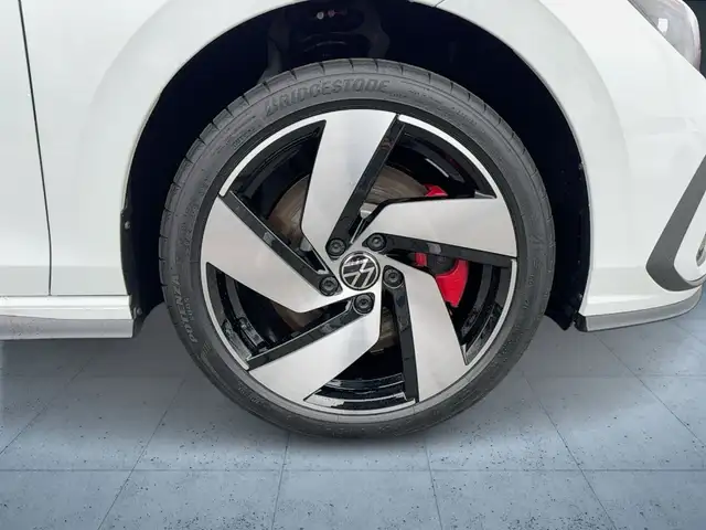Volkswagen Golf view 7