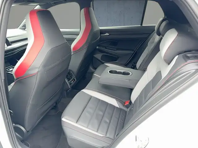 Volkswagen Golf view 12