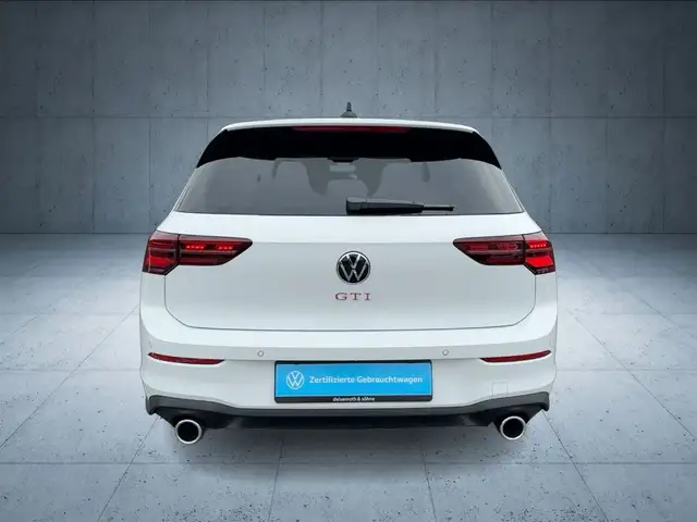 Volkswagen Golf view 4