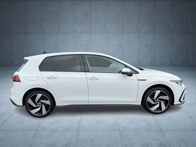Volkswagen Golf view 6