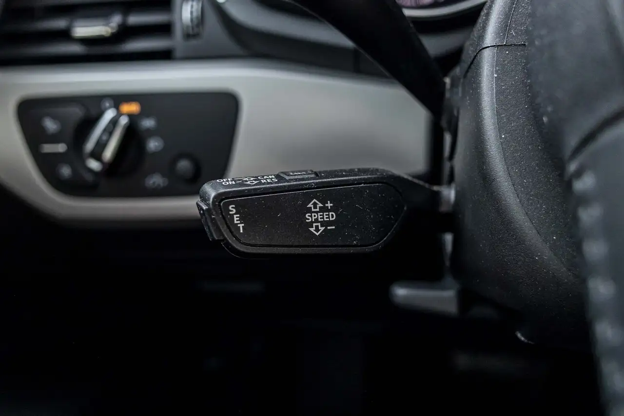 Audi A4 Avant 35 TFSI Launch edition Business E-Trekhaak, миниатюра 29