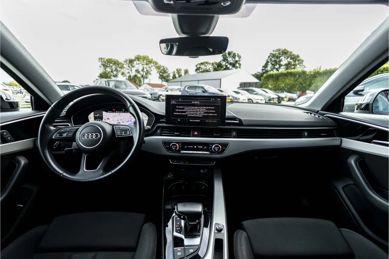 Audi A4 Avant 35 TFSI Launch edition Business E-Trekhaak, миниатюра 6