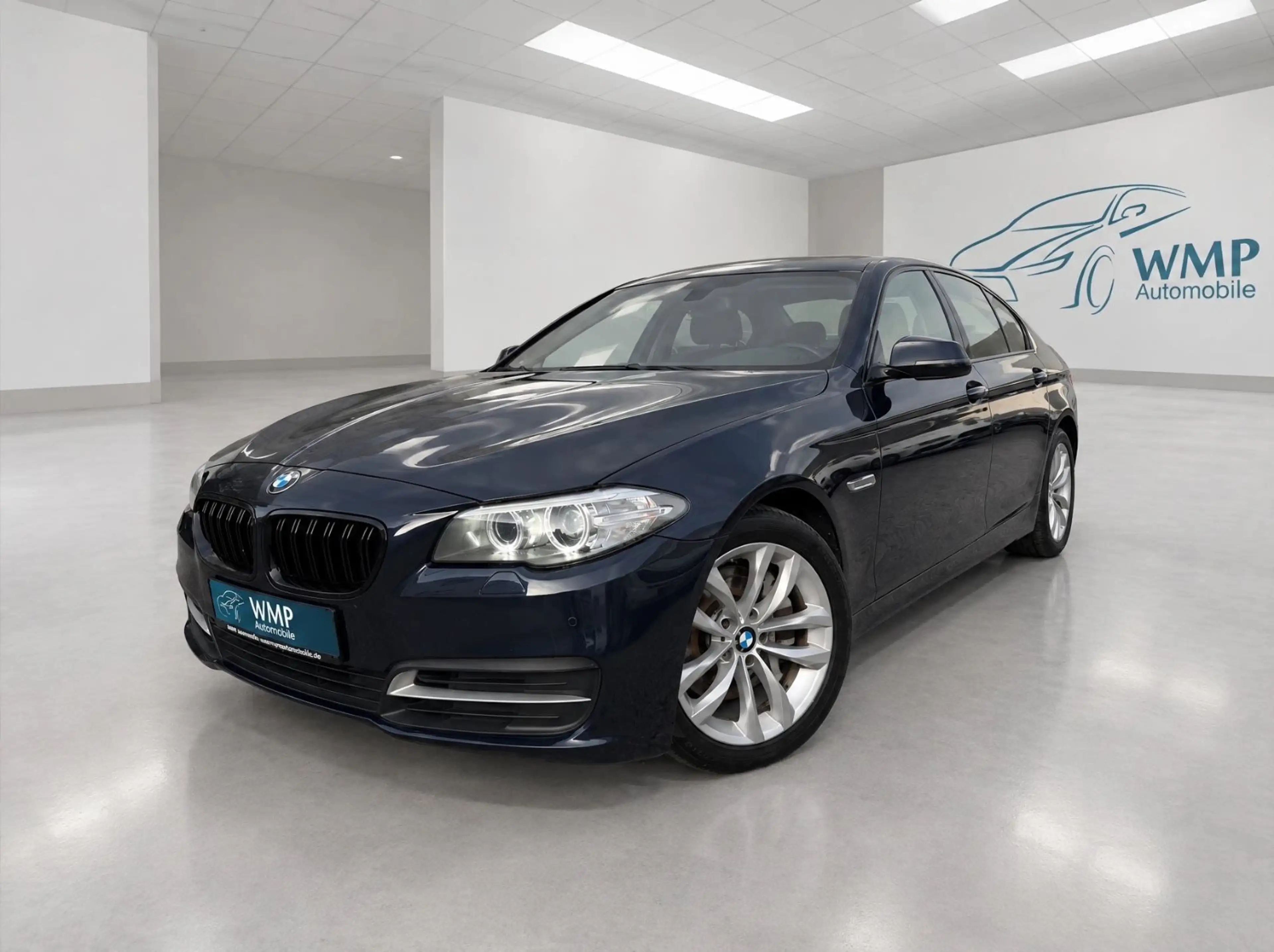 BMW 530 d Limousine/AHK/STHZ/PDC/Schiebed,/Memory/LED