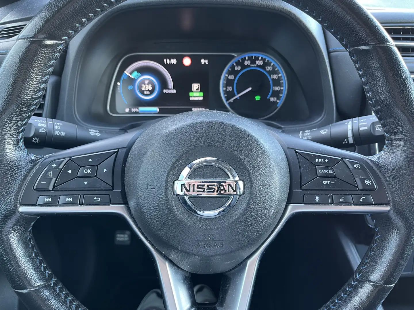 Nissan Leaf N-Connecta 40 kWh Camera / Stoel & stuur verwarmin Schwarz - 2