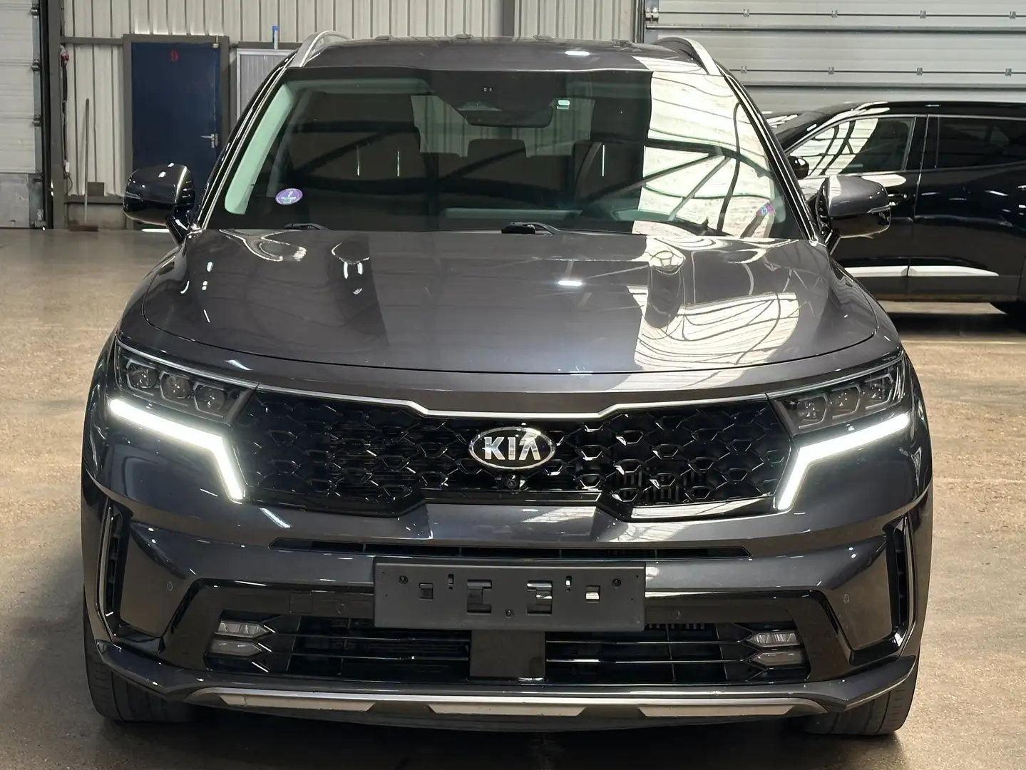 Kia Sorento Sorento 1.6 T-GDI PHEV AWD Aut. Platinum Gris - 2