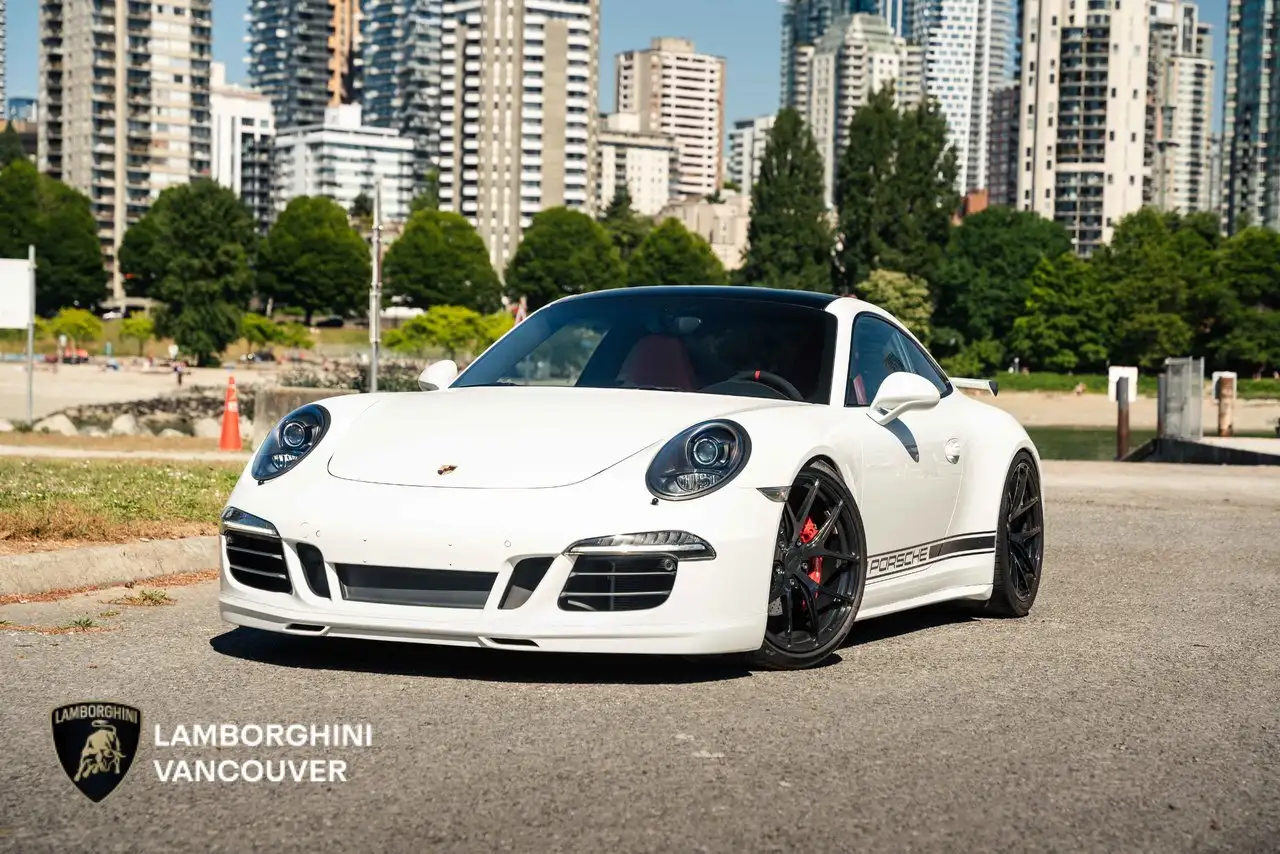 2015 Porsche 911