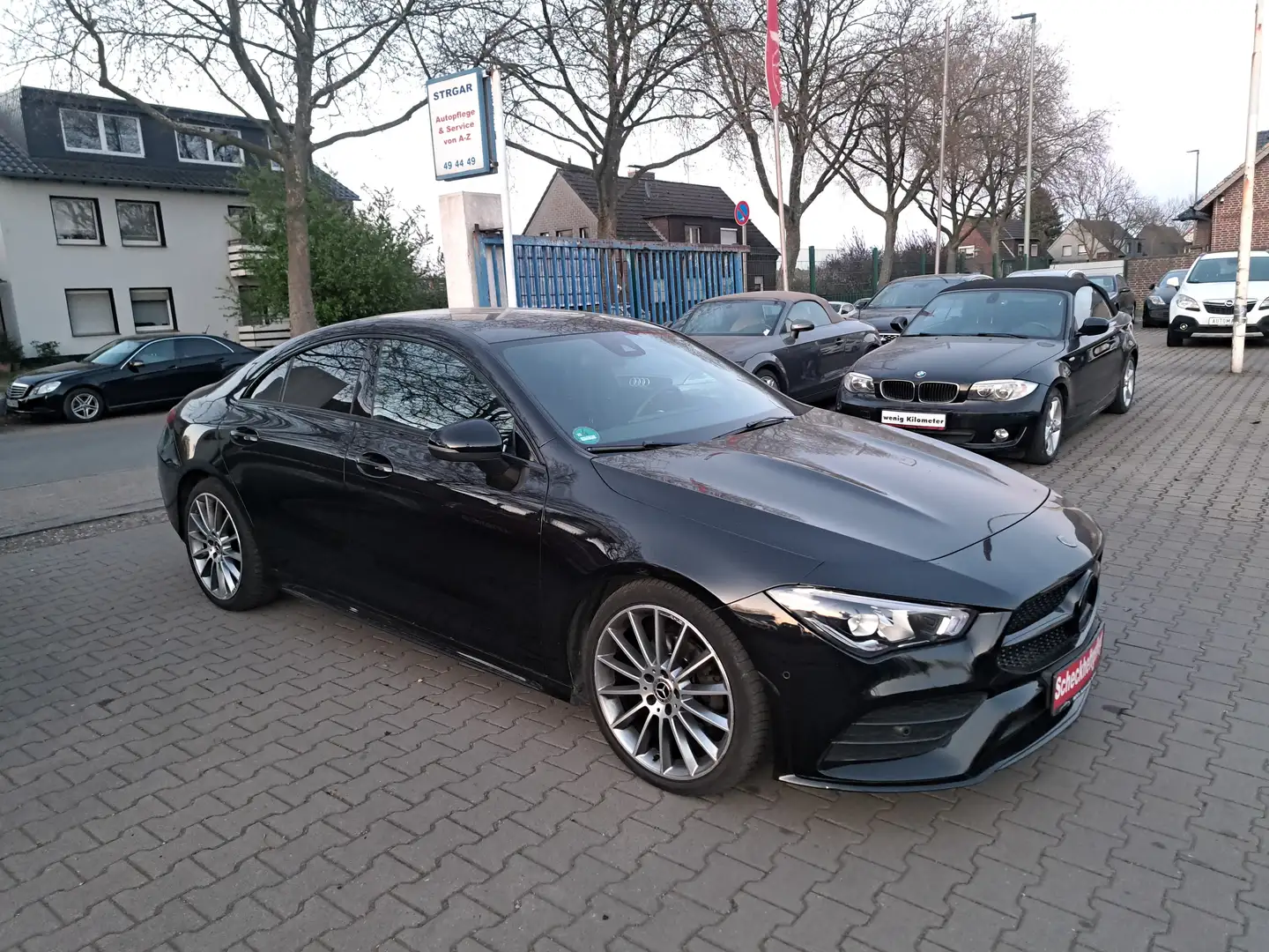 Mercedes-Benz CLA 180 AMG Line Noir - 1