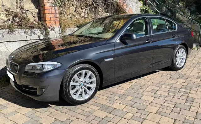 BMW 523 SERIE 5 F10  204ch Luxe Auto ***VENDU***