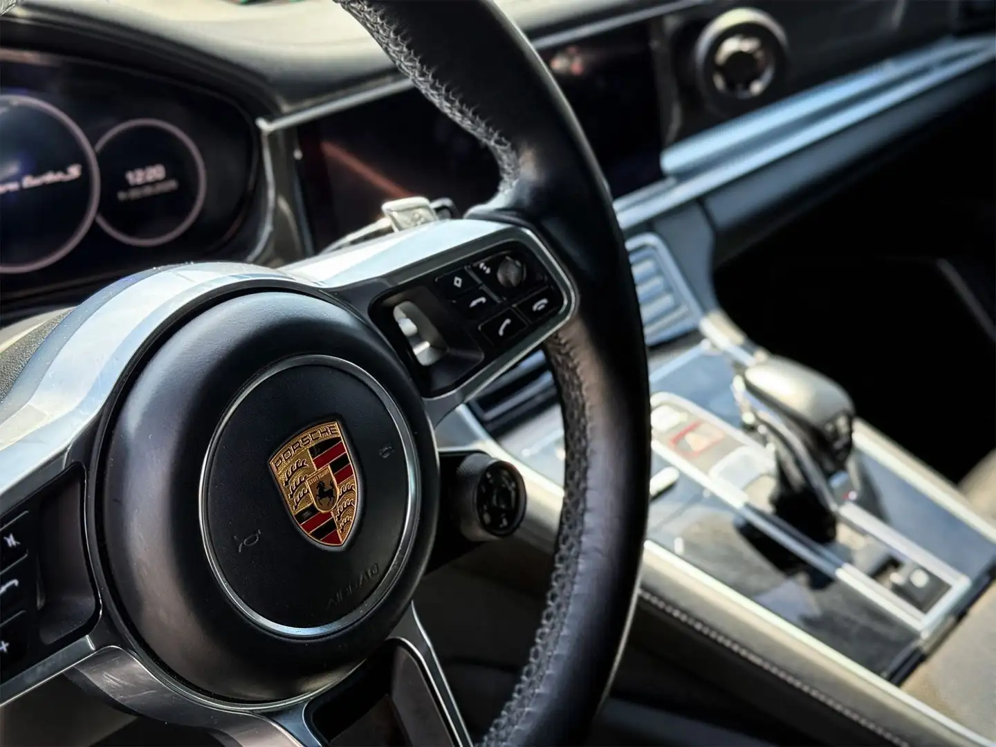 Porsche Panamera Turbo S E-Hybrid PHEV Sport Turismo Aut. - 1