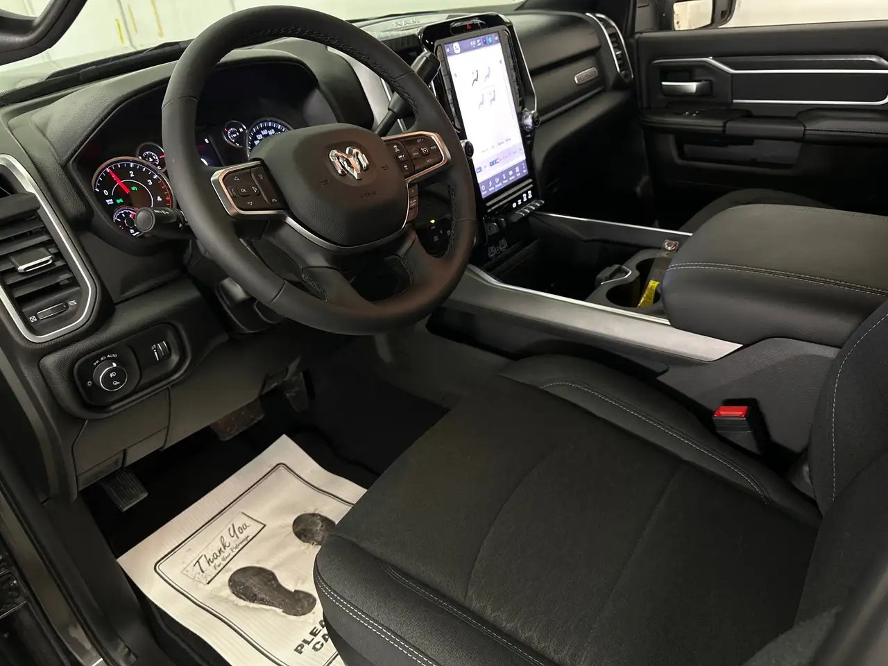 RAM 3500 снимка RAM 3500