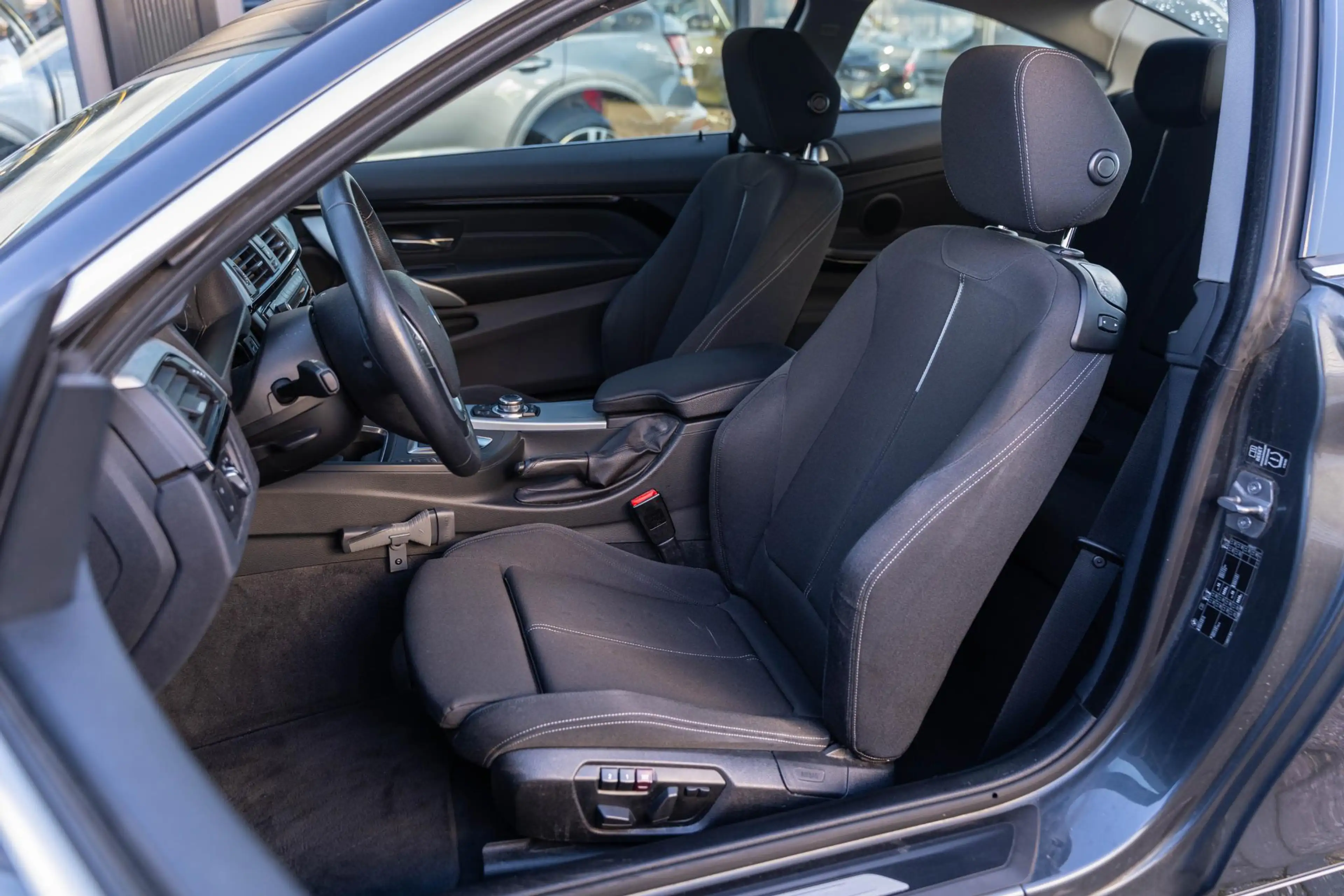 BMW 435 4-serie Coupé 435i Executive 306PK Sportstoelen NL — photo 39