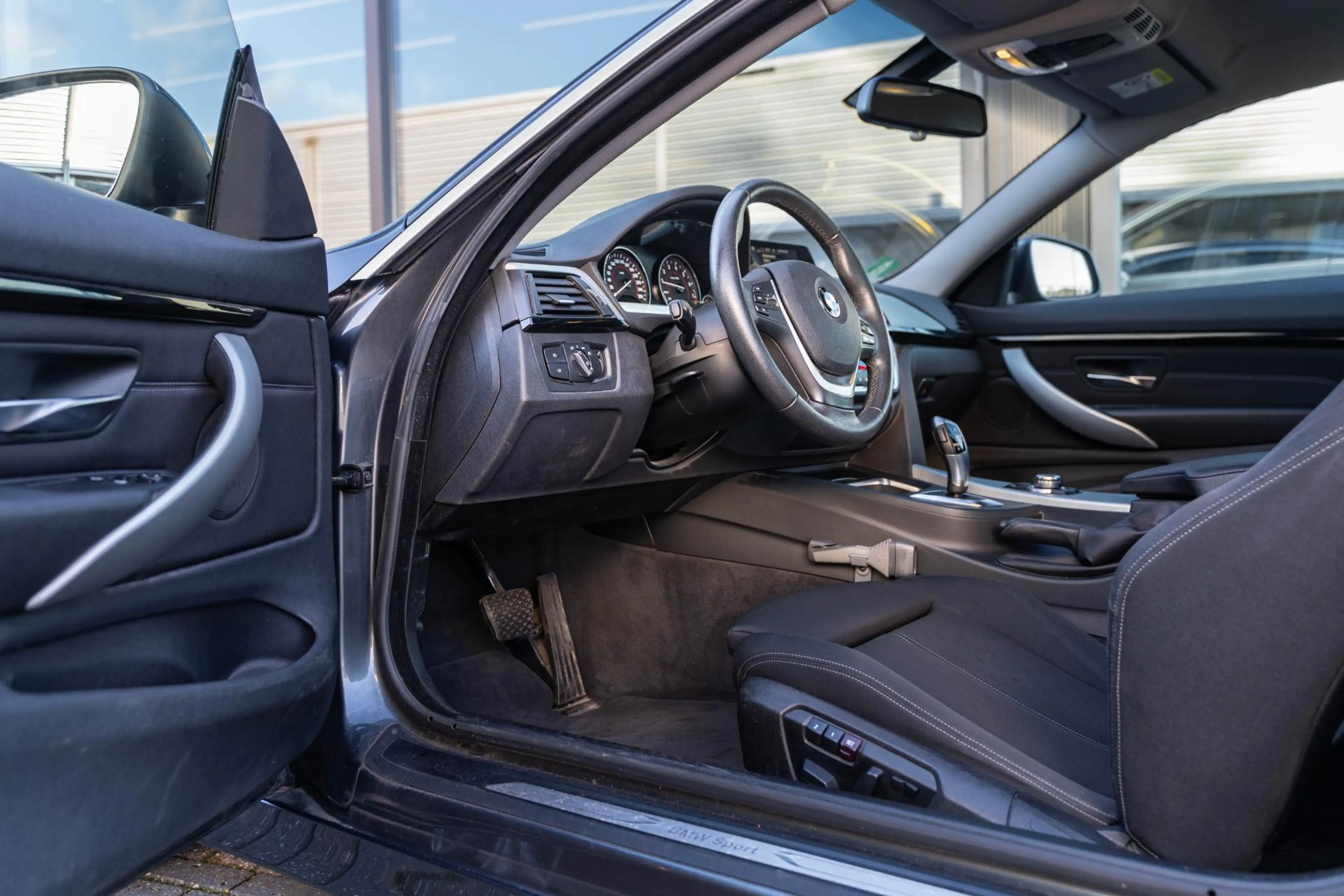 BMW 435 4-serie Coupé 435i Executive 306PK Sportstoelen NL — photo 40