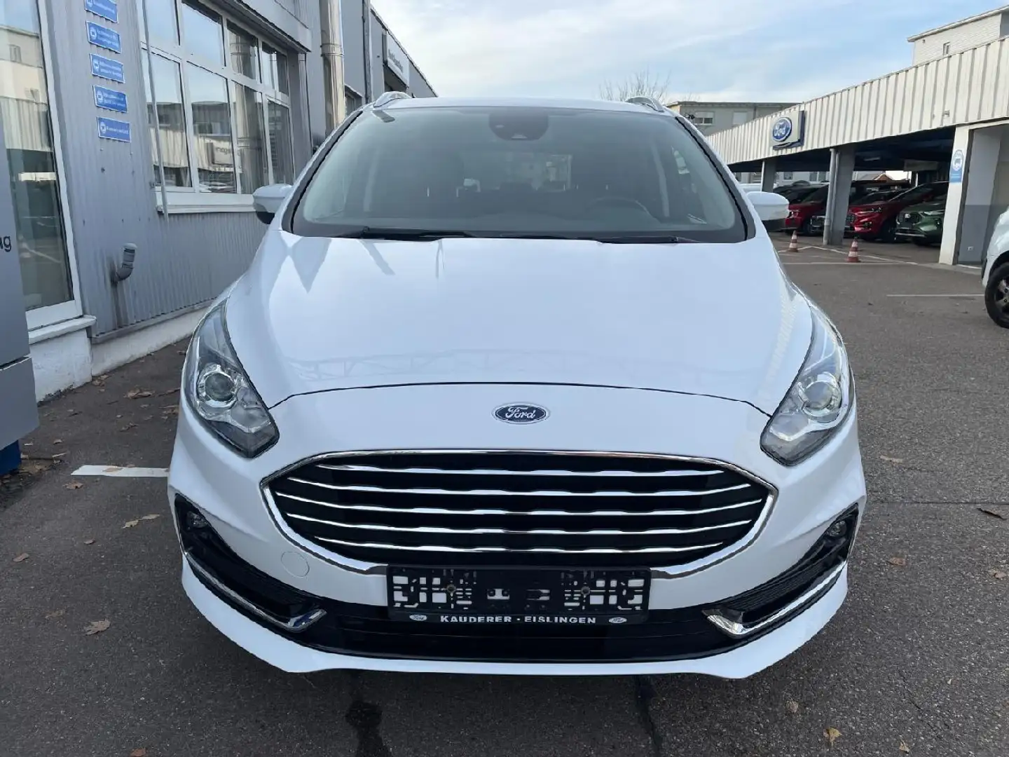 Ford S-Max Titanium - 2