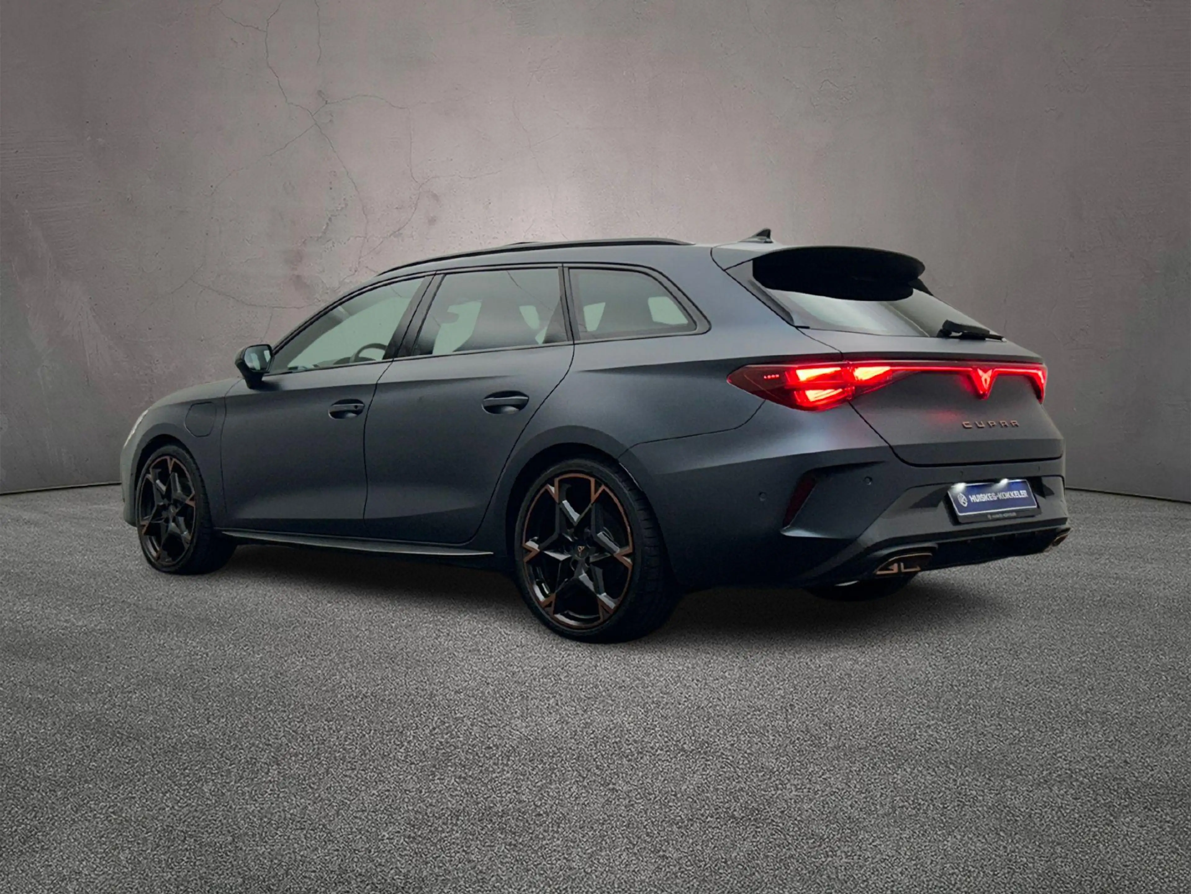CUPRA Leon Sportstourer Business 1.5 TSI eHybrid 204pk DSG Au — photo 3