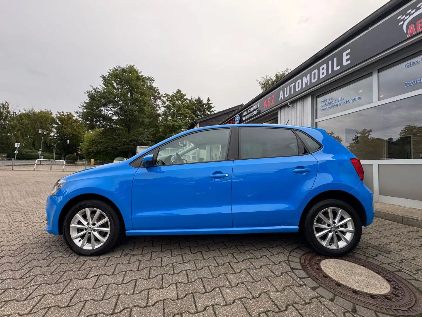 Volkswagen Polo V Highline BMT/Start-Stopp *35.393 km* Blau - 2