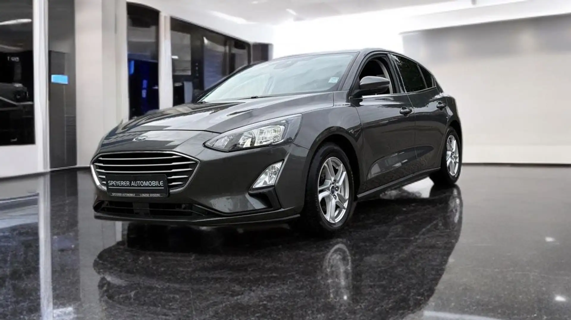 Ford Focus Cool & Connect|NAVI|SHZ|KAMERA|APPLE|LED| Grau - 2