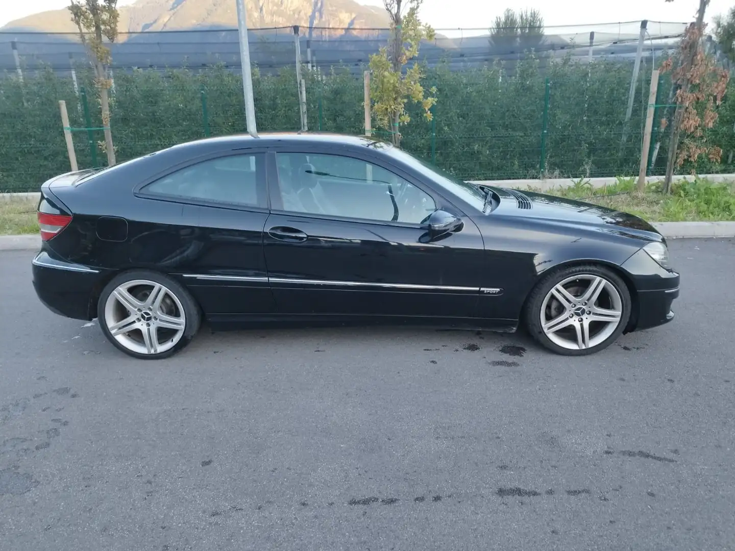 Mercedes-Benz CLC 220 sport coupé cambio automatico Nero - 2
