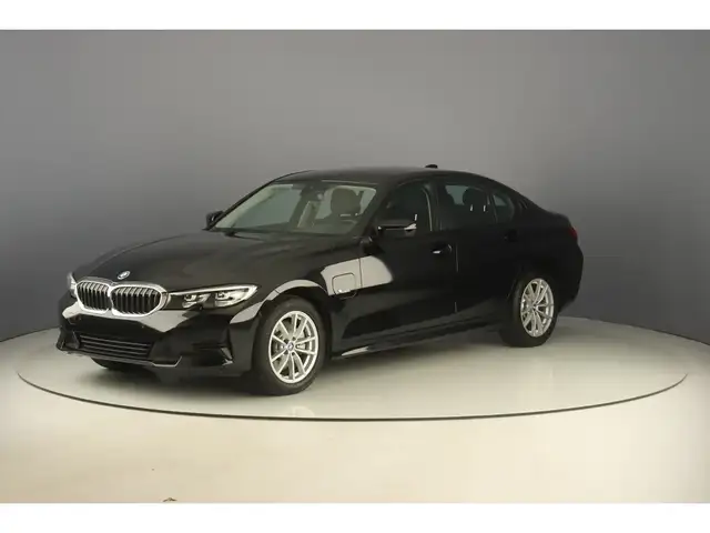 BMW 320 e 204pk Pack Business