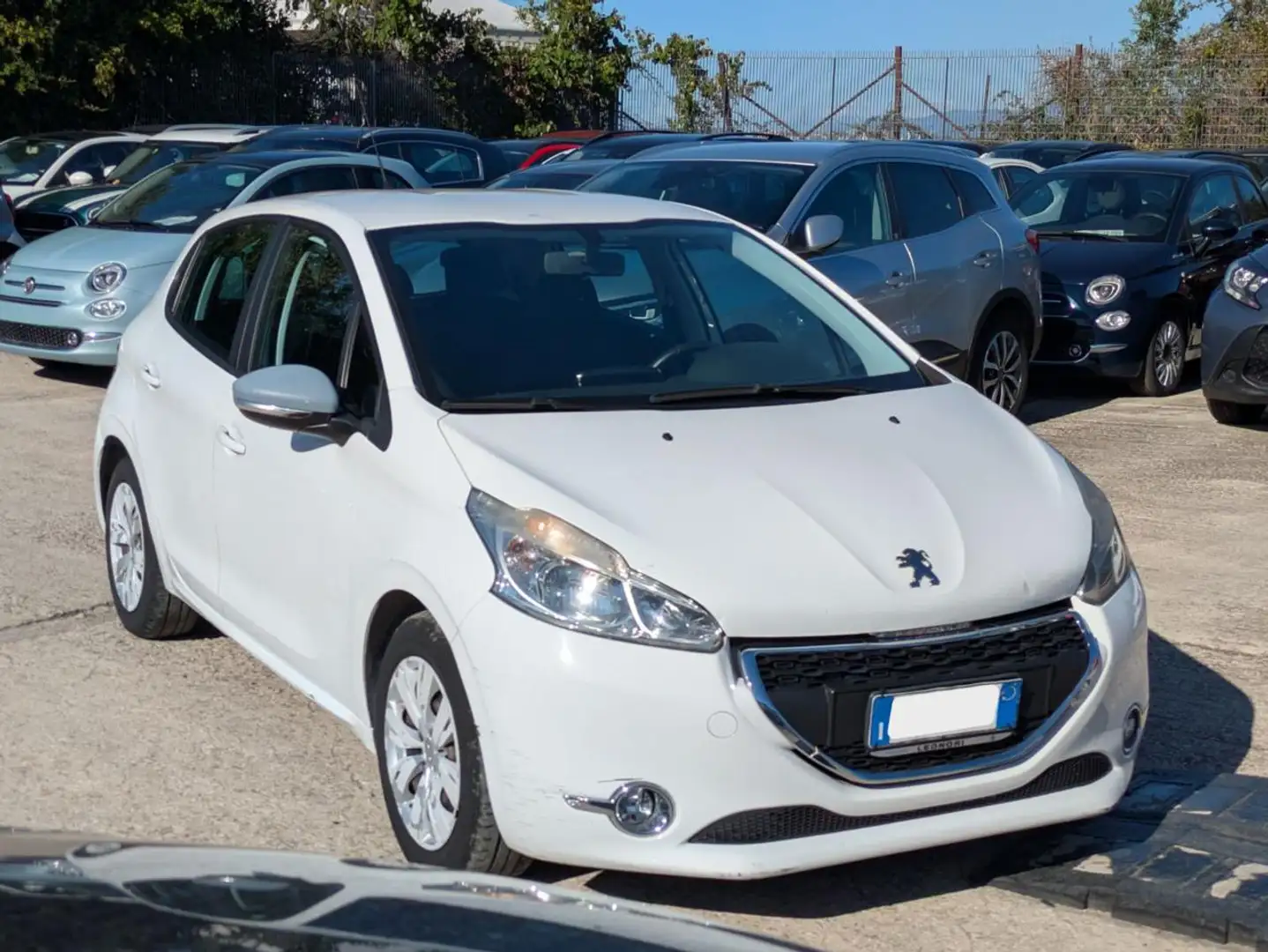 Peugeot 208 1.2cc 82cv CERCHI IN LEGA Bianco - 2