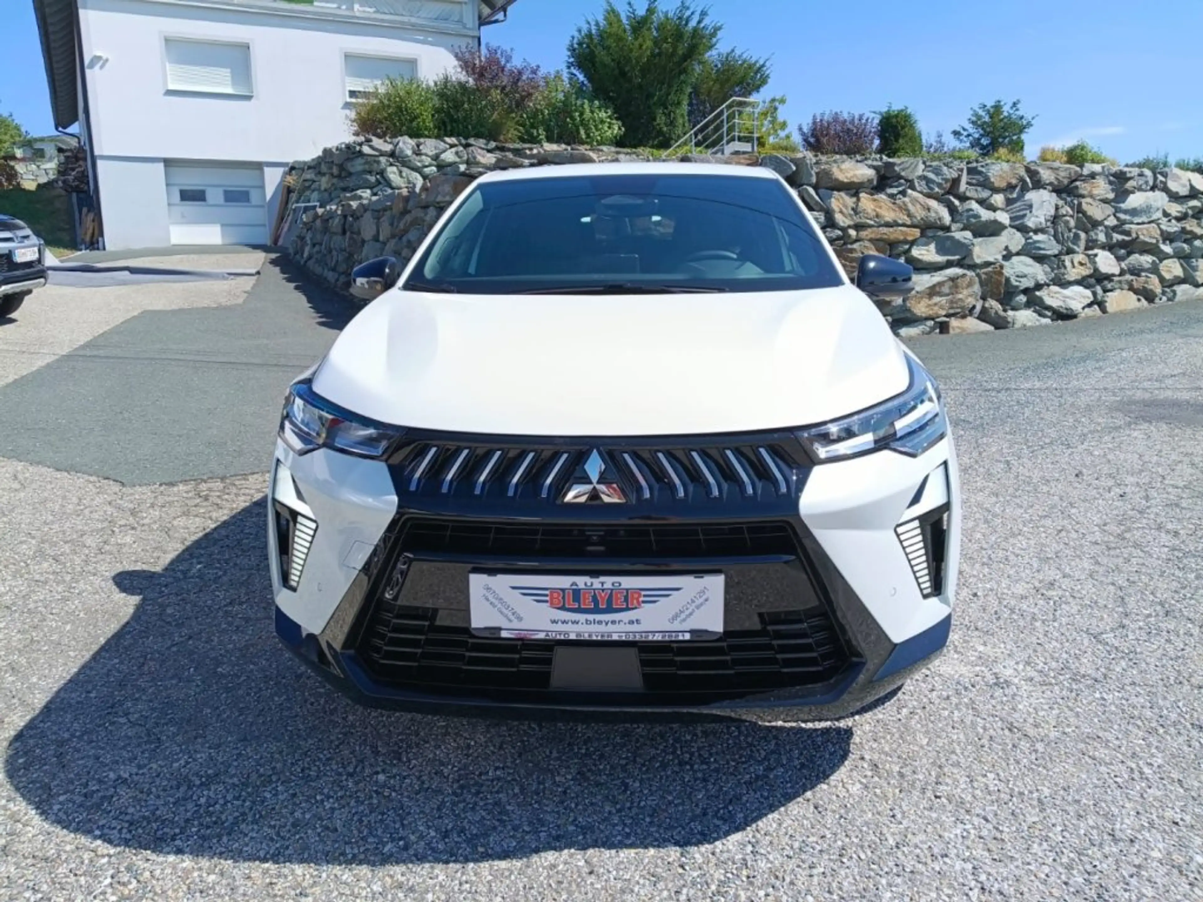 Mitsubishi Grandis 1,8 HEV Intense — photo 7