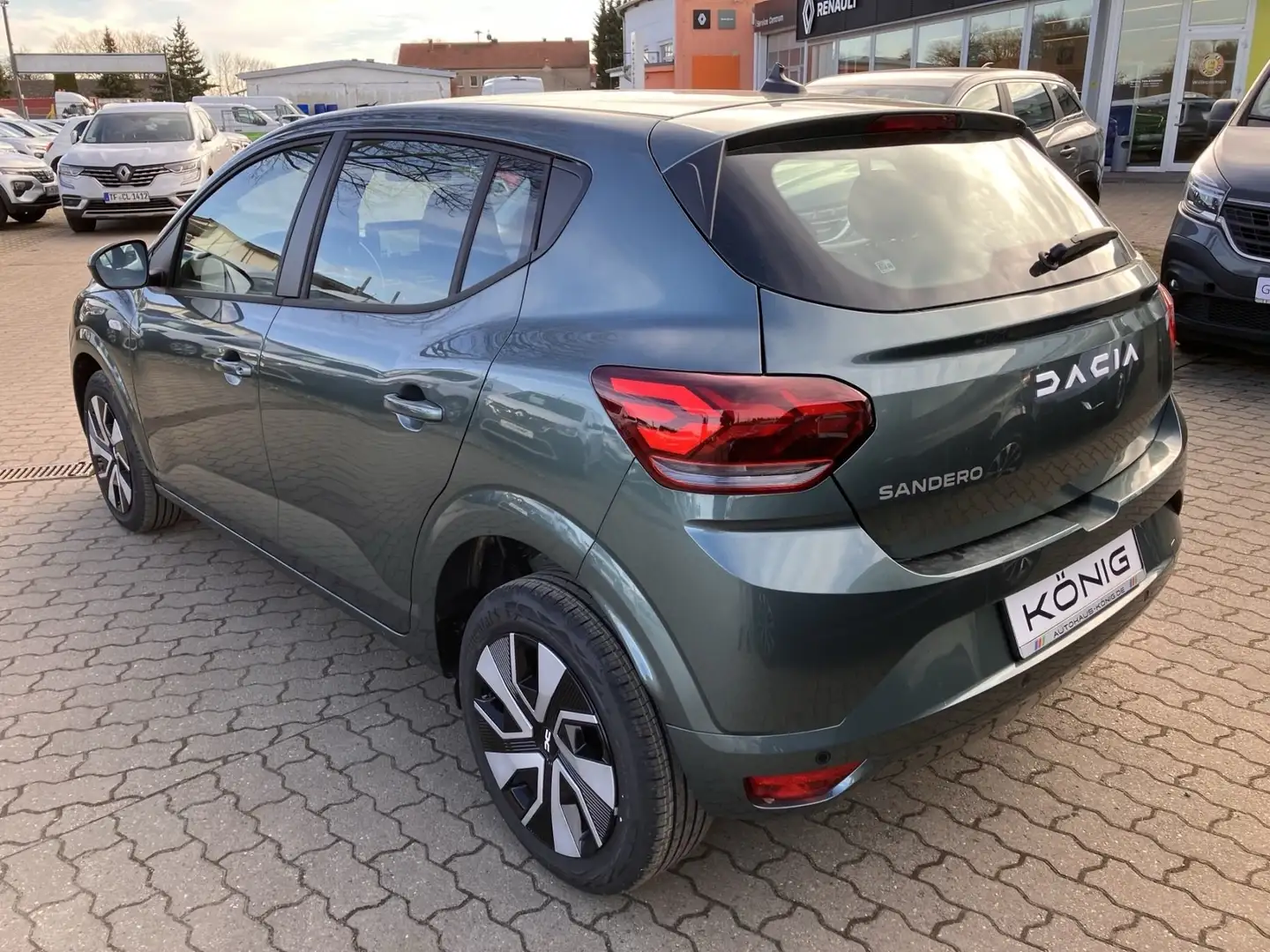 Dacia Sandero Expression TCe 90 CVT Vert - 2