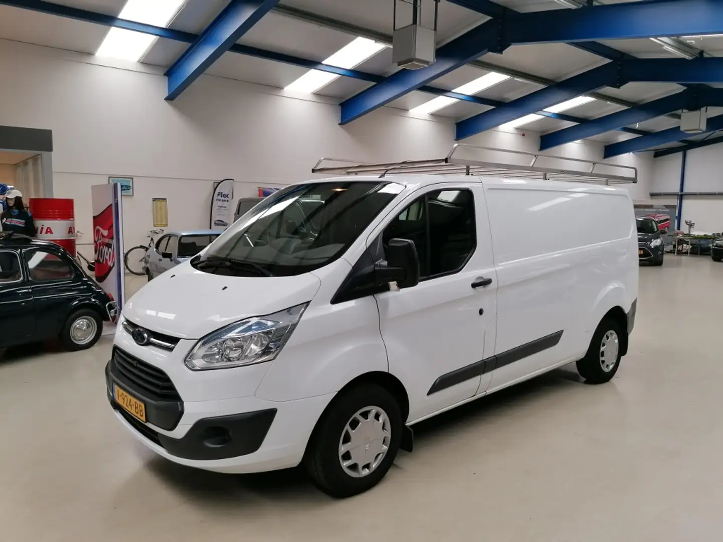 Ford Transit Custom 290 2.2-125pk TDCI L2H1 Trend Euro5 Wit - 1