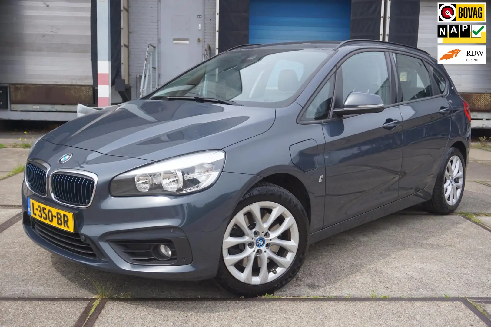 BMW 225 2-serie Active Tourer 225xe iPerformance Grijs - 1