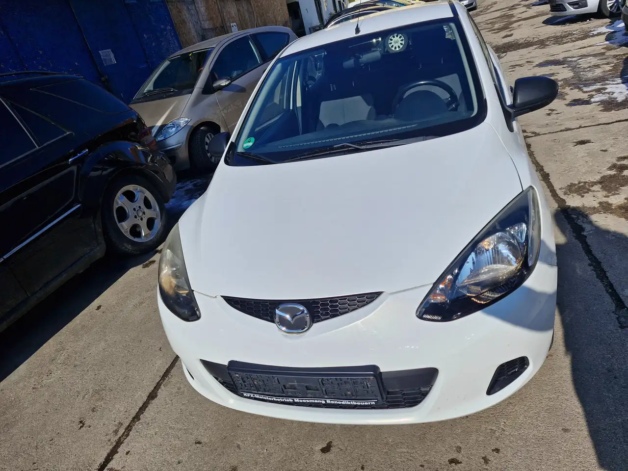 Mazda 2