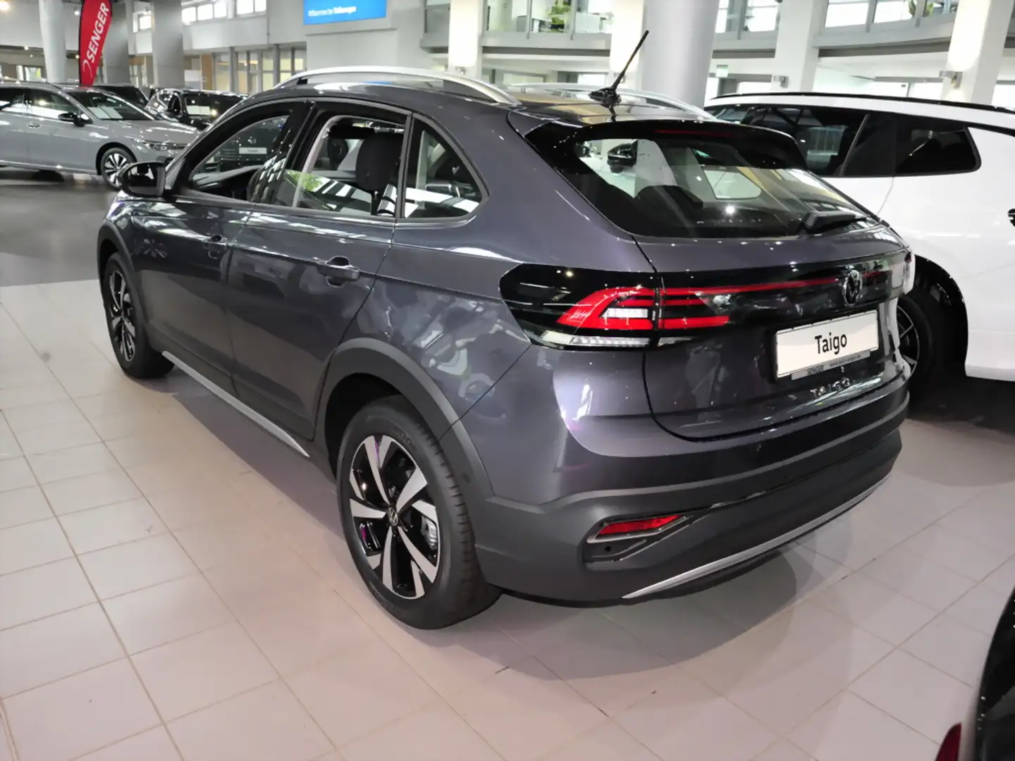 Volkswagen Taigo Style 1,0 l TSI Licht- und Sicht-Paket LED Gris - 2
