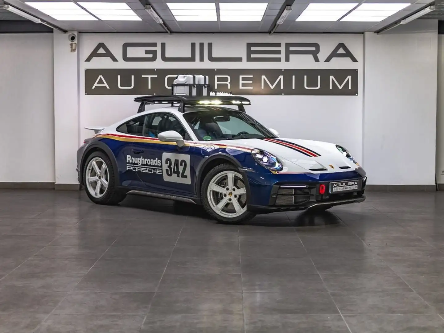 Porsche 911 Dakar Blanc - 1
