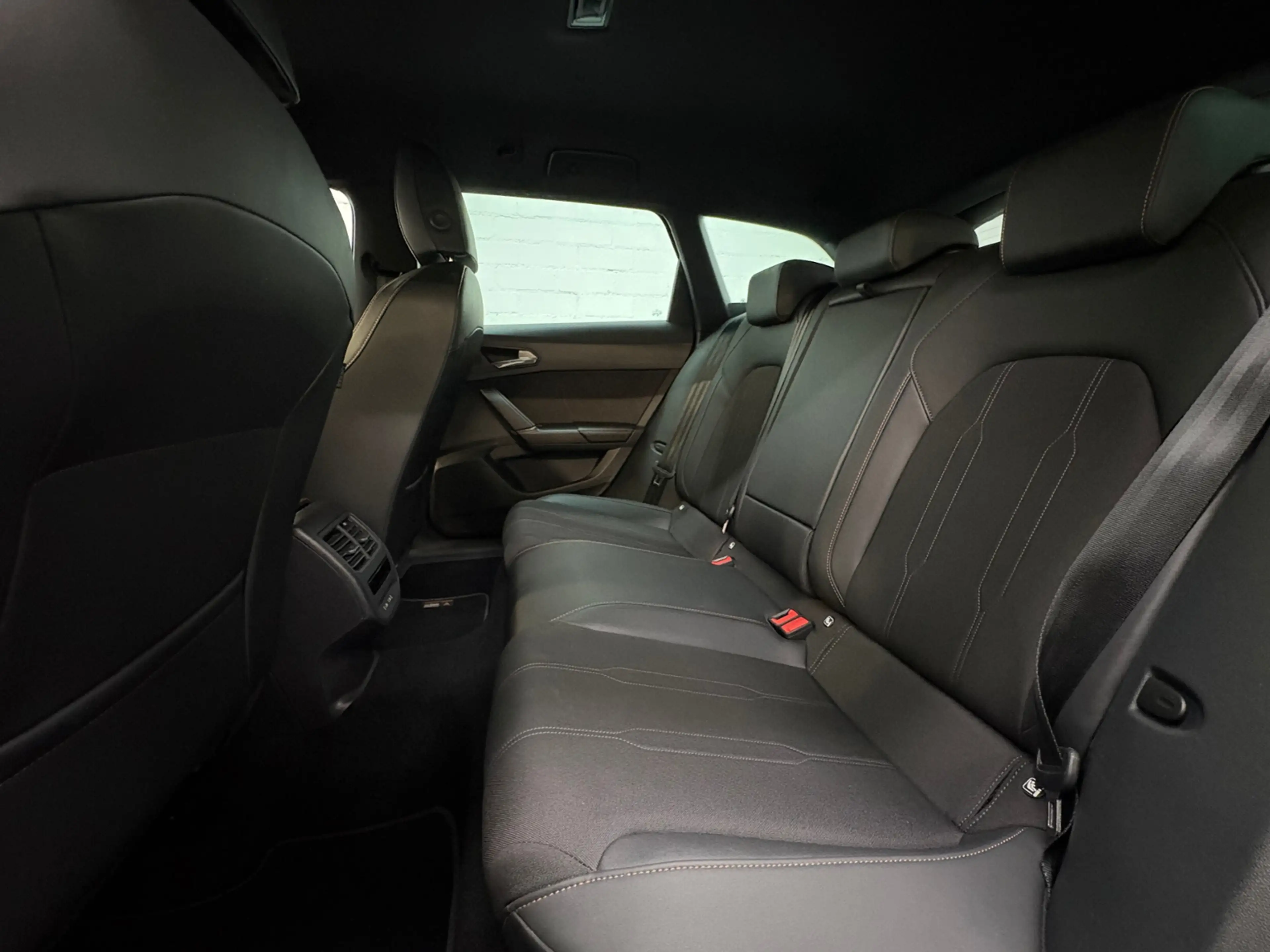 CUPRA Leon SP 1.5 eTSI DSG Navi Kamera Shz. Keyless — photo 10