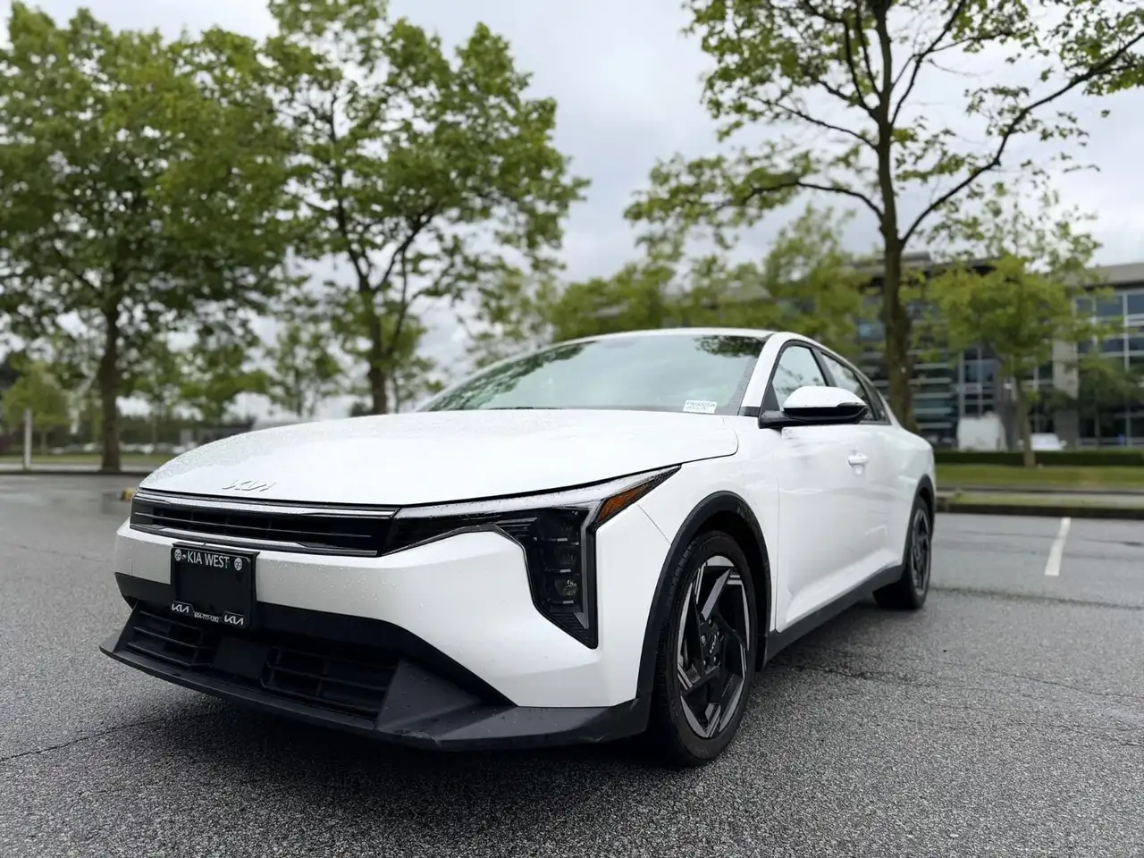 2025 Kia K4