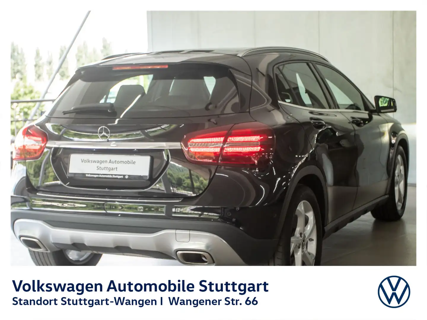 Mercedes-Benz GLA 250 Urban Navi LED AHK Pano Kamera Noir - 2