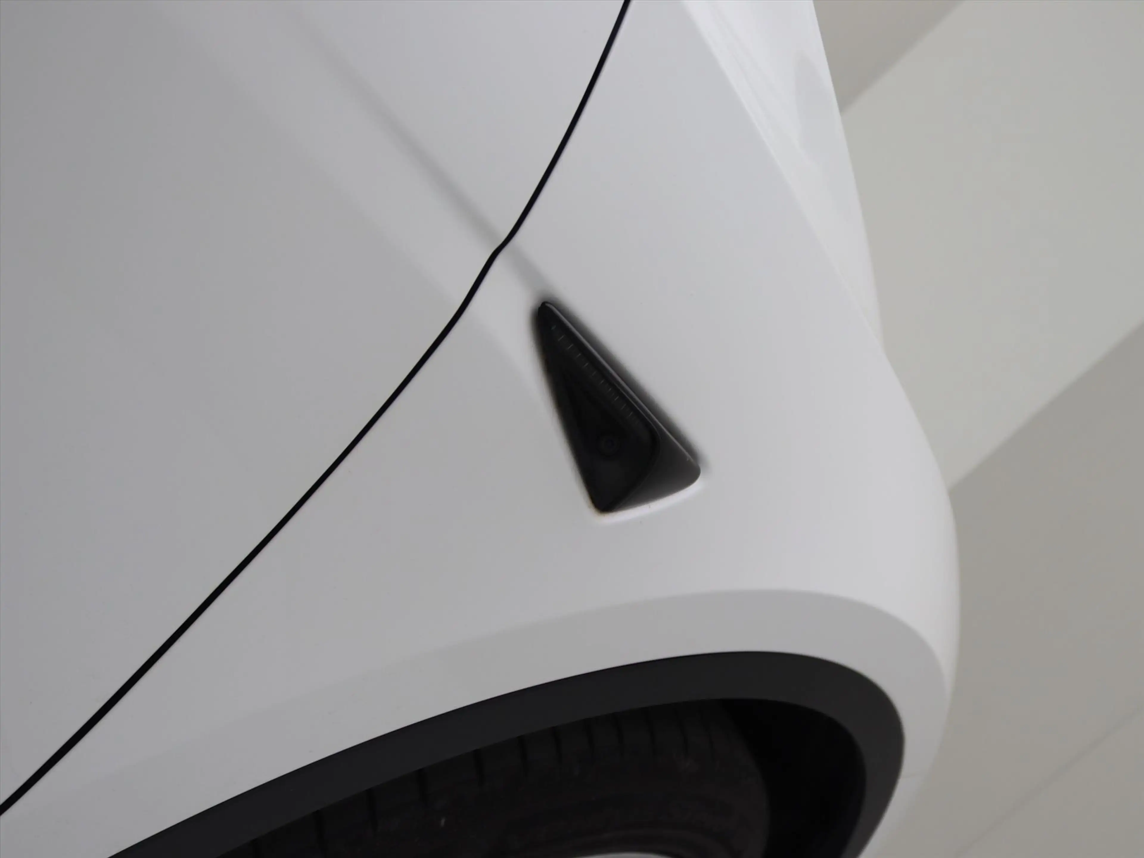 Tesla Model Y Standard RWD Plus 94.5% SoH [ AMD RYZEN+AUTOPILOT+ — photo 28