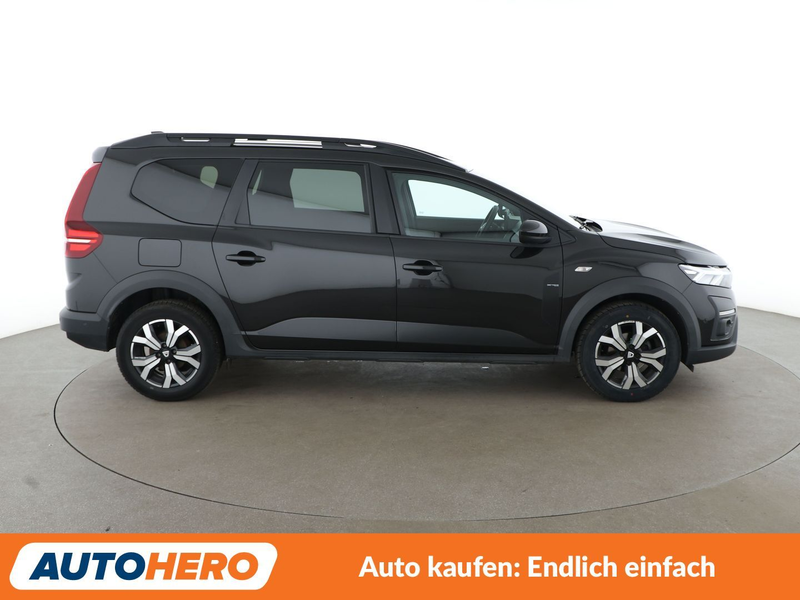 Dacia Jogger 1.0 TCe Extreme*NAVI*PDC*SHZ*KLIMA*TEMPO* — photo 7