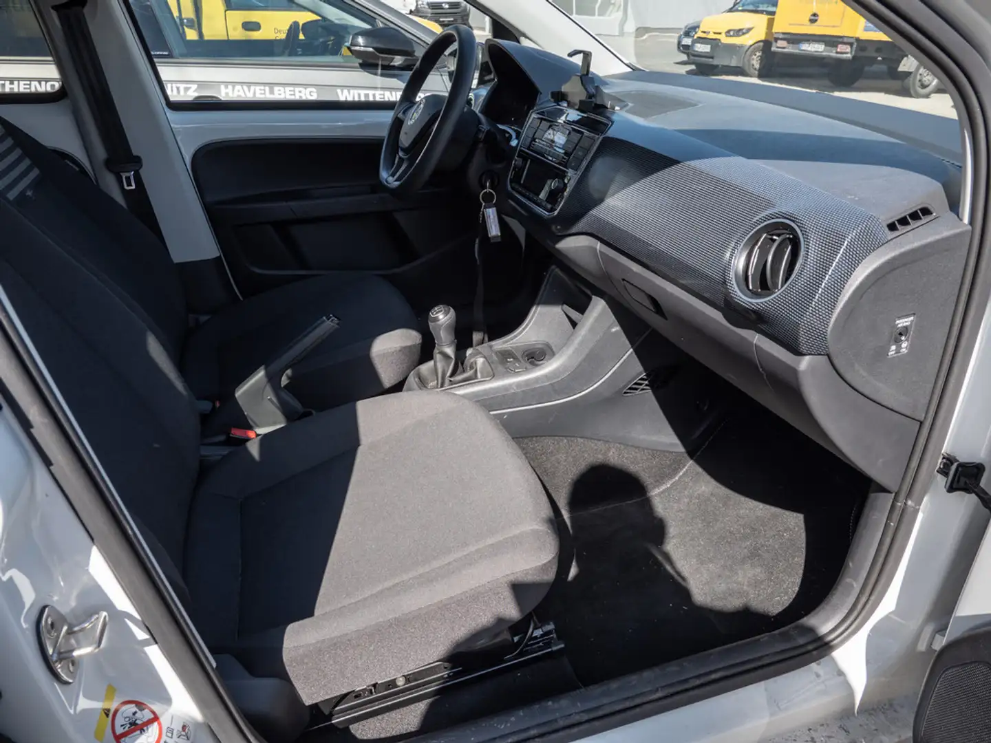 Volkswagen up! 1.0 Black Style KLIMA SHZ FACELIFT Weiß - 2